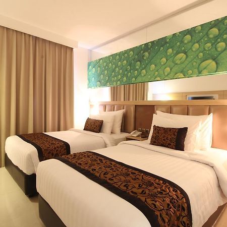 Agria Hotel Богор Экстерьер фото
