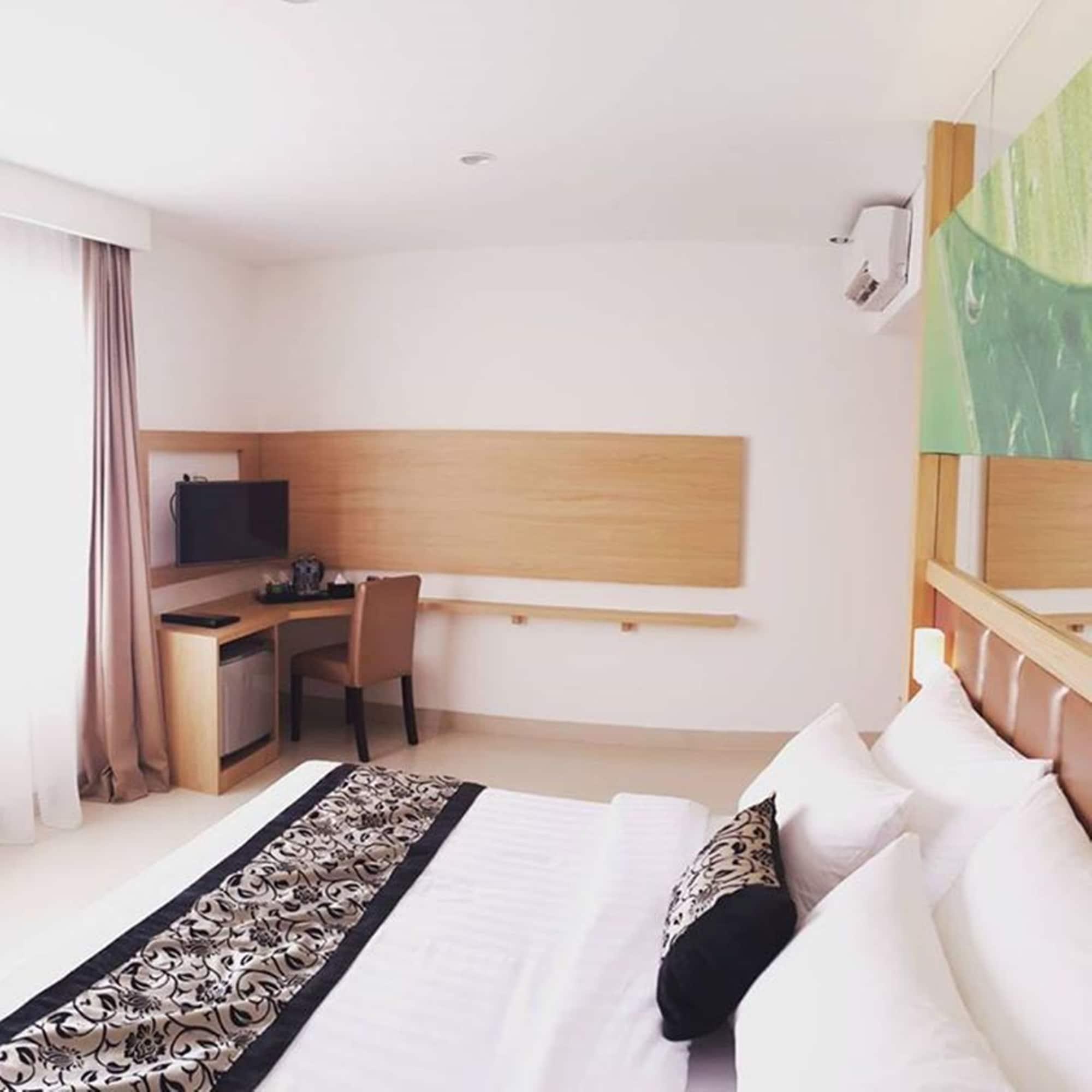 Agria Hotel Богор Экстерьер фото