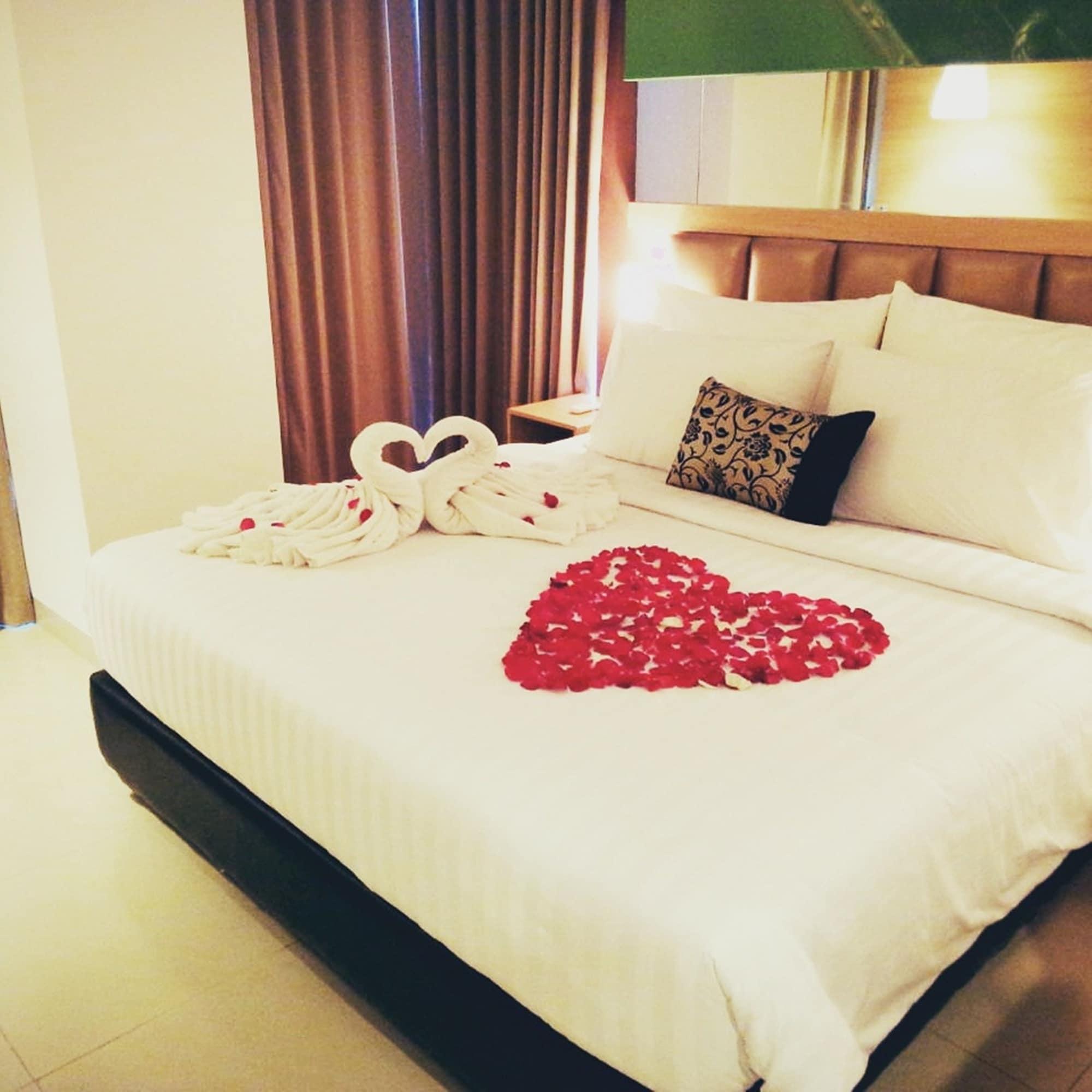 Agria Hotel Богор Экстерьер фото