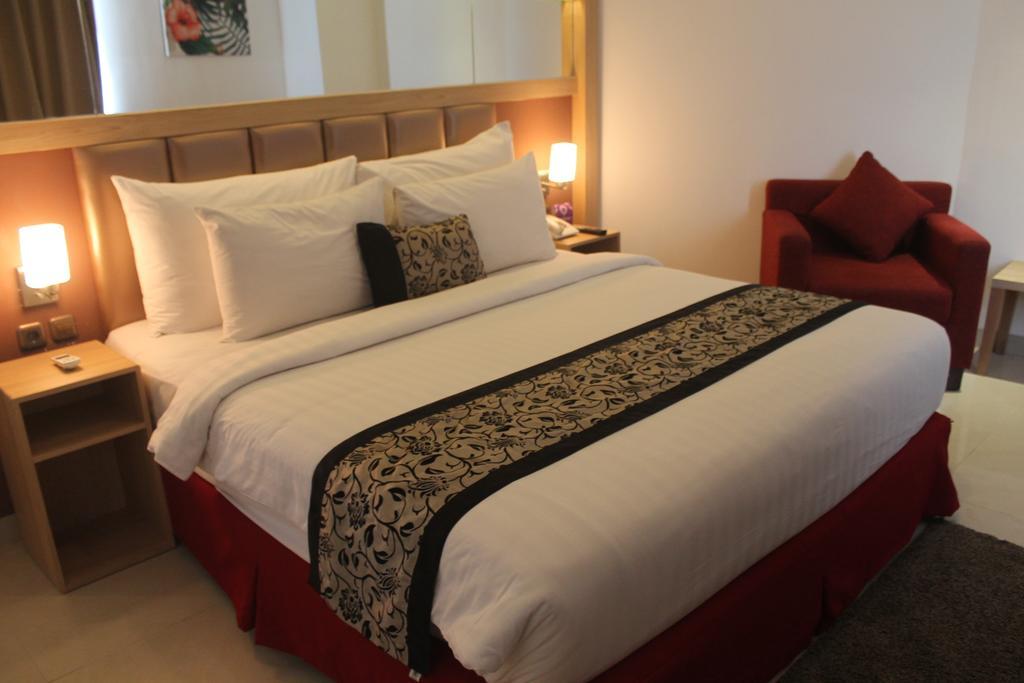 Agria Hotel Богор Экстерьер фото